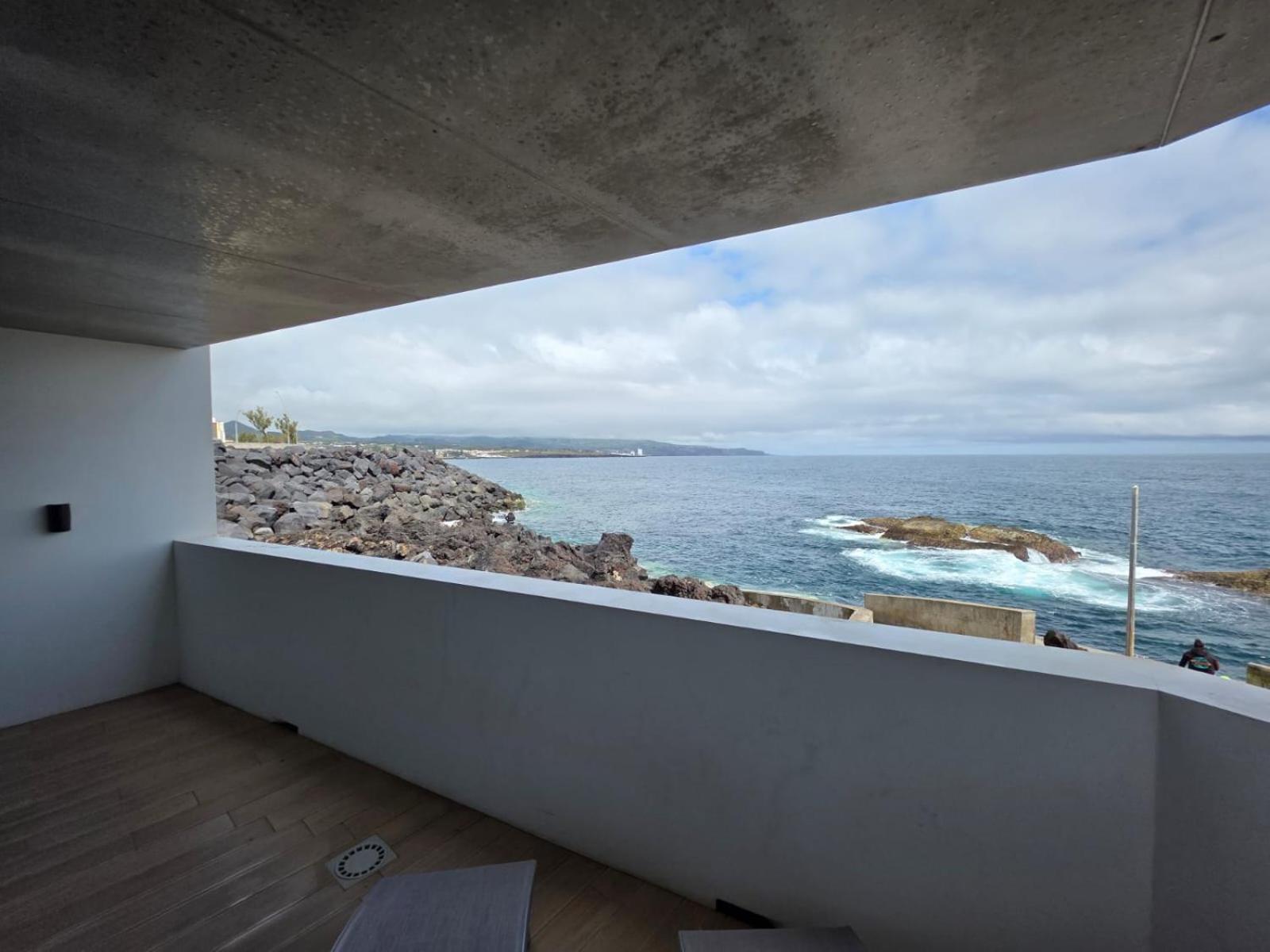 Home At Azores - Oasis House São Roque Exterior photo