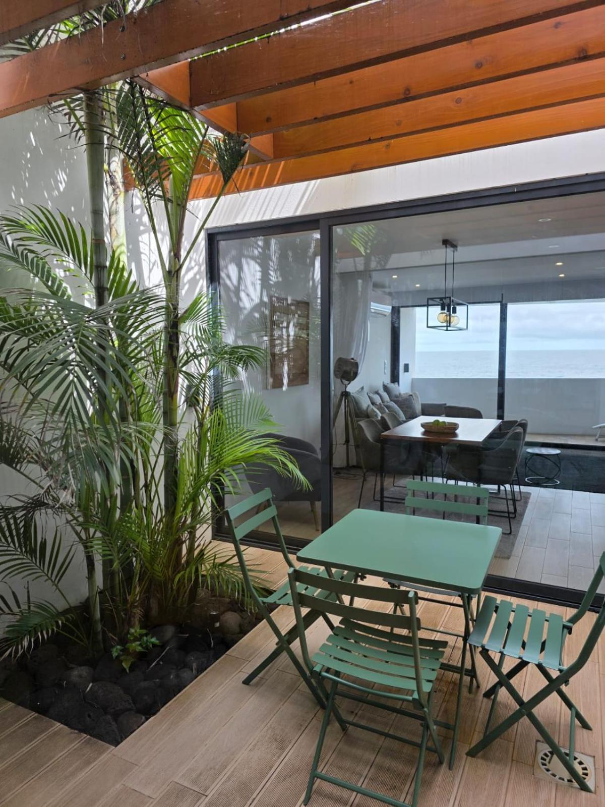 Home At Azores - Oasis House São Roque Exterior photo